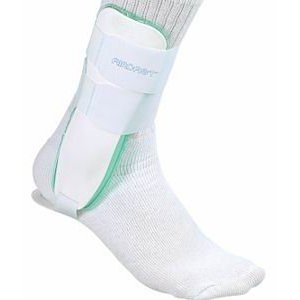 Uso de ortesis maleolar para tendinitis peronea